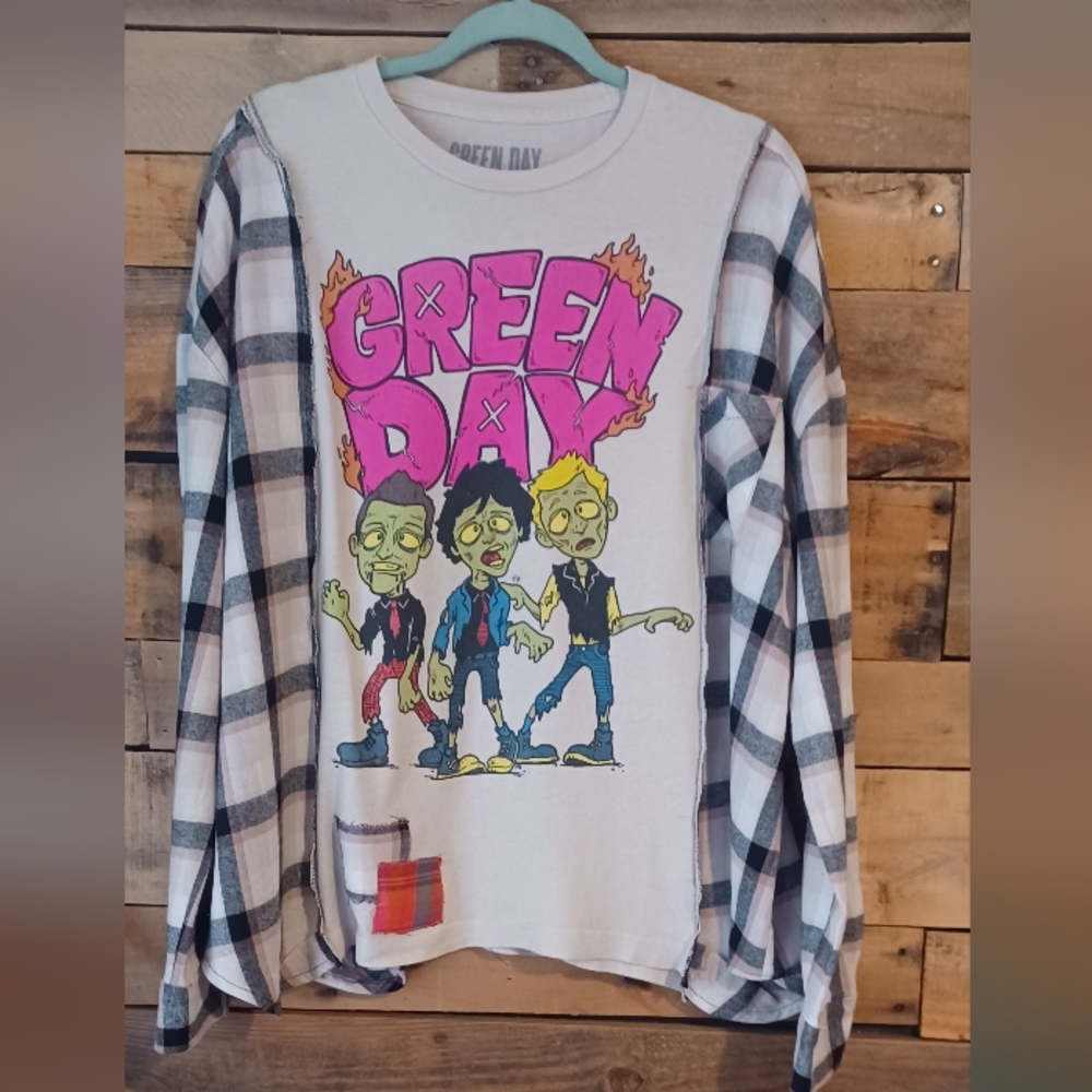 Upcycled Green Day Graphic Long Sleeve Shirt - Picture 1 of 8